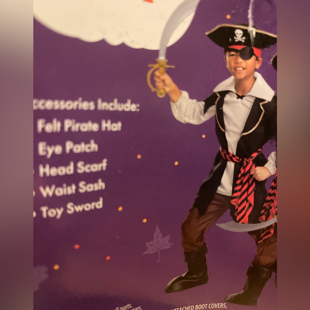 Pirate Costume with Hat and Accessories